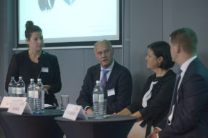 V.l.n.r.: Katharina Beyersdorfer (DIRK), Prof. Dr. Olaf Streuer (Hochschule Wismar), Susanne Bixner (Inner Circle Consultants) und Stefan Schönauer (Immofinanz). 